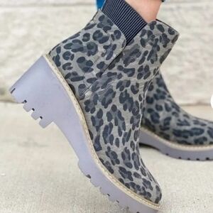 Corky's Grey Leopard Basic Boot NEW Womens